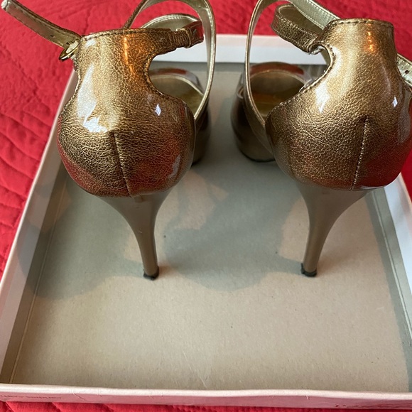 Gold Patent Heels - Picture 4 of 5